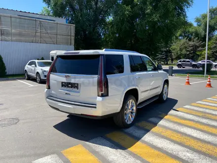 Cadillac Escalade 2019 года за 34 490 000 тг. в Алматы – фото 3