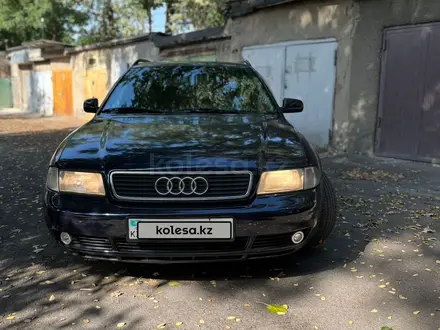 Audi A4 1997 года за 2 300 000 тг. в Шымкент – фото 4