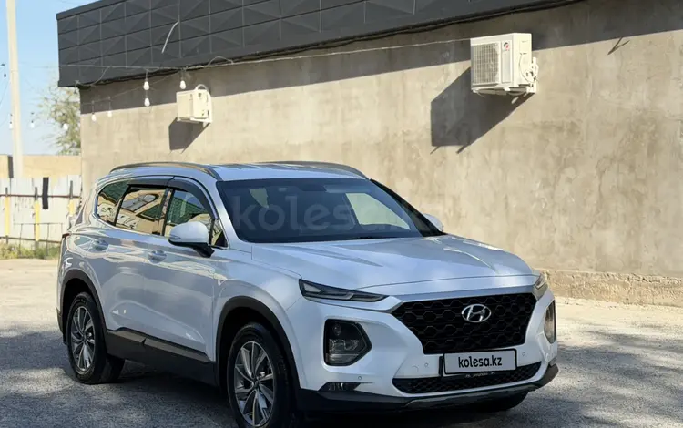 Hyundai Santa Fe 2019 года за 14 000 000 тг. в Шымкент