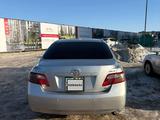 Toyota Camry 2008 годаүшін5 800 000 тг. в Астана – фото 2