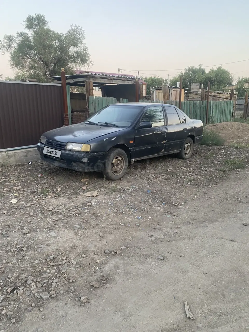 Nissan Primera, 1992