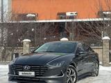 Hyundai Sonata 2021 годаүшін13 900 000 тг. в Алматы