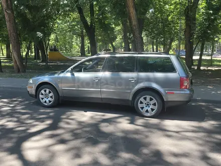 Volkswagen Passat 2001 года за 3 300 000 тг. в Алматы – фото 4