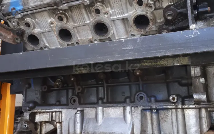 Контрактный двигатель мотор 2UZ 2UZFE без/с VVTi за 810 000 тг. в Семей