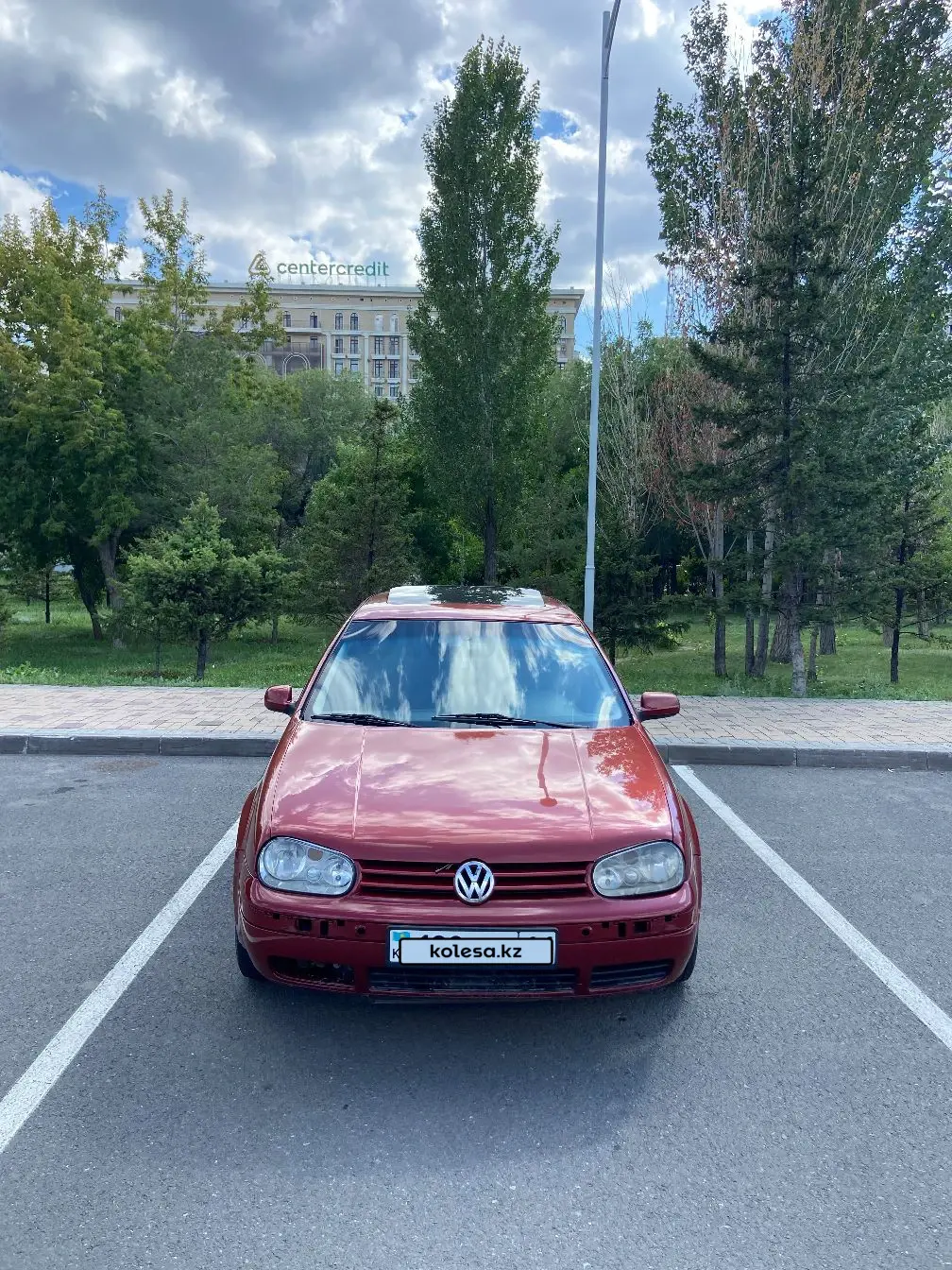 Volkswagen Golf, 1998