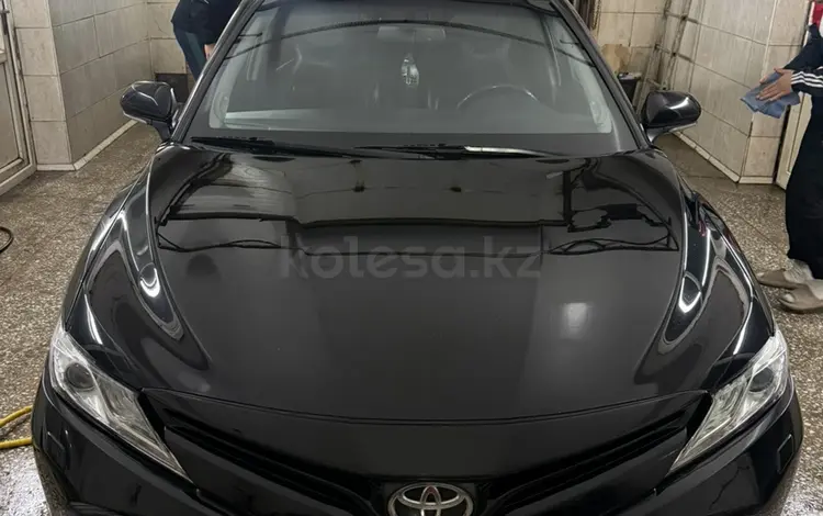 Toyota Camry 2019 года за 13 500 000 тг. в Караганда