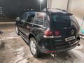 Volkswagen Touareg 2008 года за 7 500 000 тг. в Караганда – фото 55