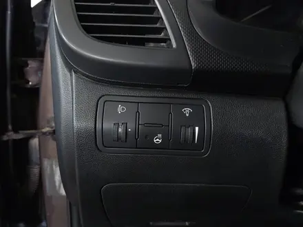 Hyundai Solaris 2015 года за 4 020 000 тг. в Шымкент – фото 19
