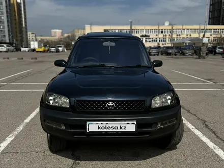 Toyota RAV4 1995 года за 4 500 000 тг. в Алматы