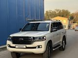 Toyota Land Cruiser 2018 годаүшін39 000 000 тг. в Алматы – фото 2