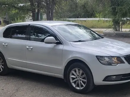 Skoda Superb 2014 года за 7 000 000 тг. в Семей – фото 2