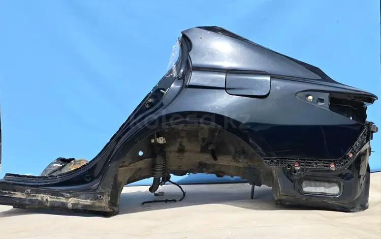 Крыло заднее на Toyota Camry XV70 за 350 000 тг. в Атырау