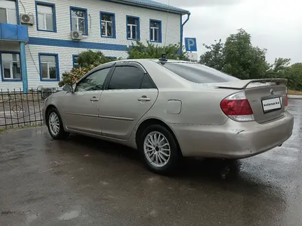 Toyota Camry 2005 года за 5 800 000 тг. в Уральск – фото 5