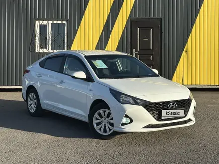 Hyundai Accent 2020 года за 7 100 000 тг. в Караганда – фото 3