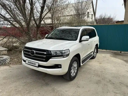 Toyota Land Cruiser 2020 года за 35 000 000 тг. в Атырау