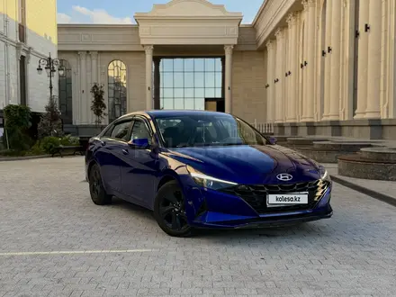 Hyundai Elantra 2022 года за 10 000 000 тг. в Алматы