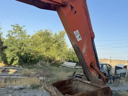 Hitachi  ZX330 2013 года за 40 000 000 тг. в Шымкент – фото 4