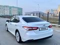 Toyota Camry 2020 года за 15 500 000 тг. в Актау – фото 5