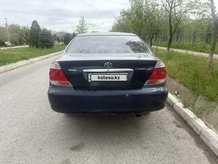 Toyota Camry 2005 года за 3 800 000 тг. в Шымкент – фото 5