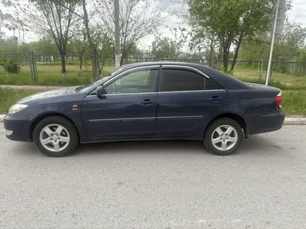 Toyota Camry 2005 года за 3 800 000 тг. в Шымкент – фото 9