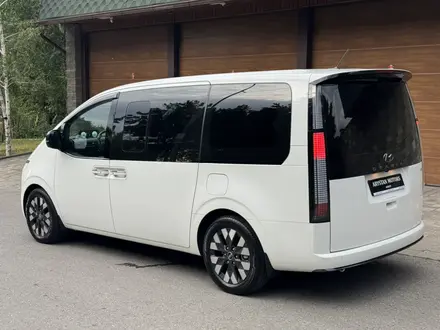 Hyundai Staria 2023 года за 24 000 000 тг. в Алматы – фото 10