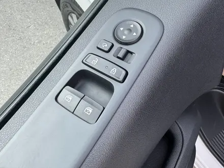 Hyundai Staria 2023 года за 24 000 000 тг. в Алматы – фото 15