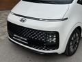 Hyundai Staria 2023 года за 24 000 000 тг. в Алматы – фото 2