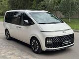 Hyundai Staria 2023 года за 24 000 000 тг. в Алматы – фото 4