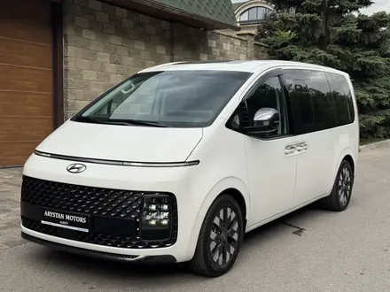 Hyundai Staria 2023 года за 24 000 000 тг. в Алматы – фото 45