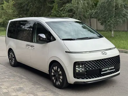 Hyundai Staria 2023 года за 24 000 000 тг. в Алматы – фото 47
