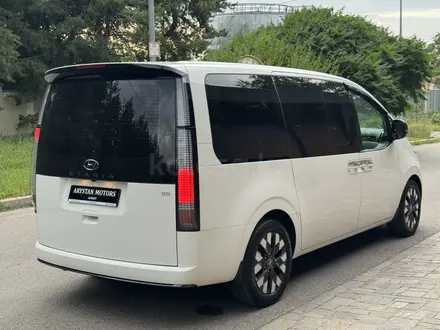 Hyundai Staria 2023 года за 24 000 000 тг. в Алматы – фото 50