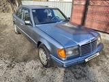 Mercedes-Benz E 230 1989 года за 900 000 тг. в Талдыкорган – фото 2