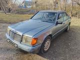 Mercedes-Benz E 230 1989 года за 900 000 тг. в Талдыкорган