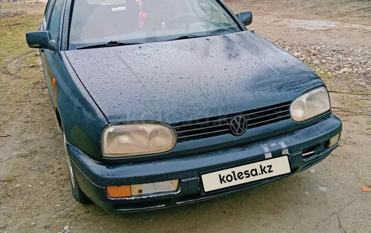 Volkswagen Golf 1994 годаүшін1 600 000 тг. в Тараз