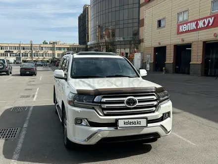 Toyota Land Cruiser 2017 года за 36 500 000 тг. в Астана – фото 2