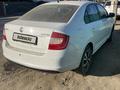 Skoda Rapid 2015 годаfor3 800 000 тг. в Актобе – фото 2