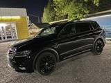 Volkswagen Tiguan 2021 года за 14 500 000 тг. в Затобольск – фото 2