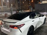 Toyota Camry 2020 года за 11 500 000 тг. в Алматы – фото 4