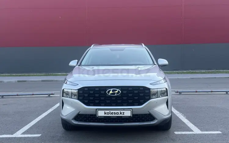 Hyundai Santa Fe 2021 года за 13 500 000 тг. в Астана
