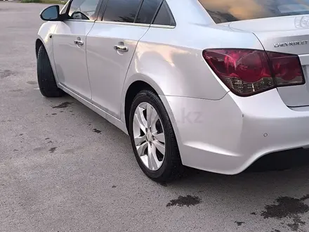 Chevrolet Cruze 2013 года за 3 900 000 тг. в Алматы – фото 3