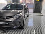 Toyota Sienna 2016 года за 14 500 000 тг. в Атырау – фото 2