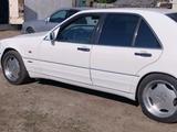 Mercedes-Benz S 320 1996 годаүшін3 000 000 тг. в Астана