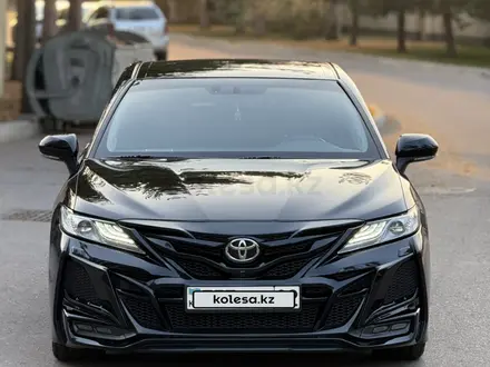 Toyota Camry 2019 года за 14 500 000 тг. в Алматы – фото 6