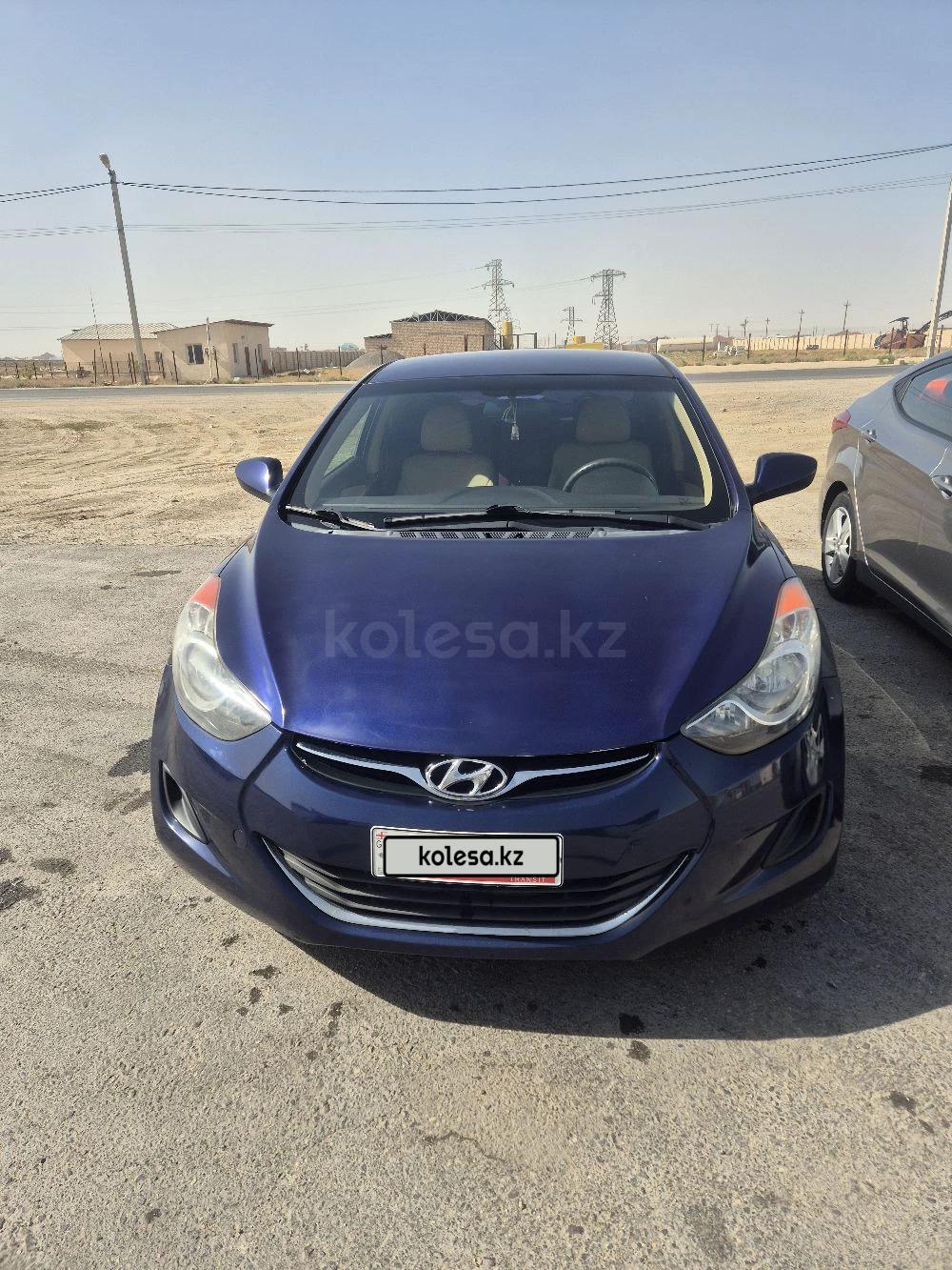 Hyundai Elantra 2013 г.