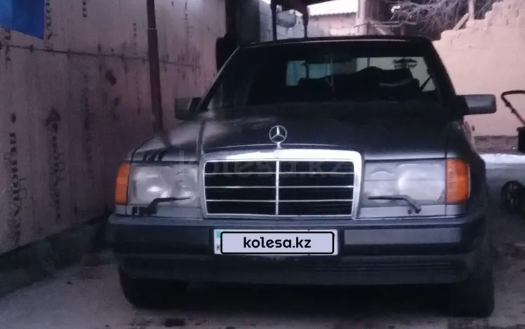 Mercedes-Benz E 260 1990 годаfor1 350 000 тг. в Шымкент