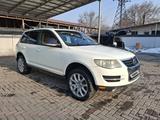 Volkswagen Touareg 2007 года за 7 000 000 тг. в Алматы – фото 4