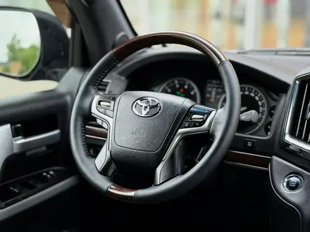 Toyota Land Cruiser 2017 года за 31 500 000 тг. в Костанай – фото 18