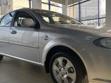 Chevrolet Lacetti 2023 года за 7 490 000 тг. в Атырау – фото 3