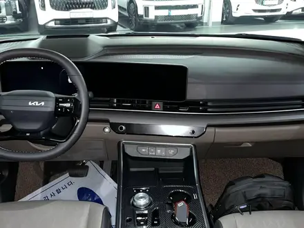 Kia Carnival 2025 года за 23 500 000 тг. в Алматы – фото 4