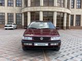 Volkswagen Passat 1994 годаүшін1 950 000 тг. в Шымкент